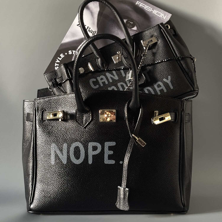 Sada kožených kabelek Zoi Bag z kolekce "New Love" s ručně psaným nápisem